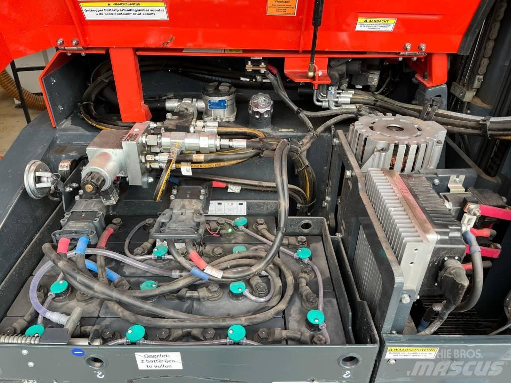 Combilift CBE3000 Vysokozdvižný vozík s bočním ložením