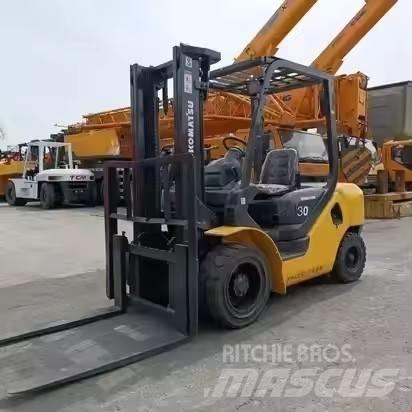 Komatsu 30 Dieselové vozíky