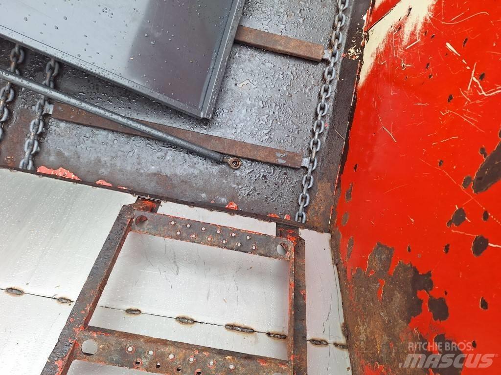 Metal-Fach N272/2 Rozmetadla chlévské mrvy