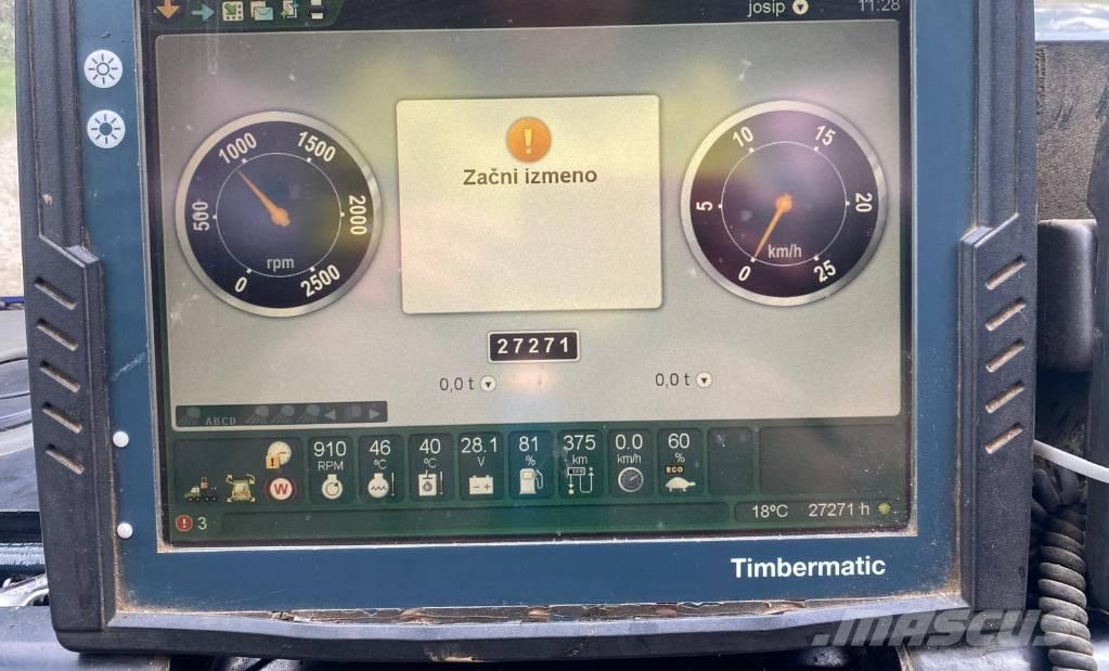John Deere 1110 E Vyvážecí traktory