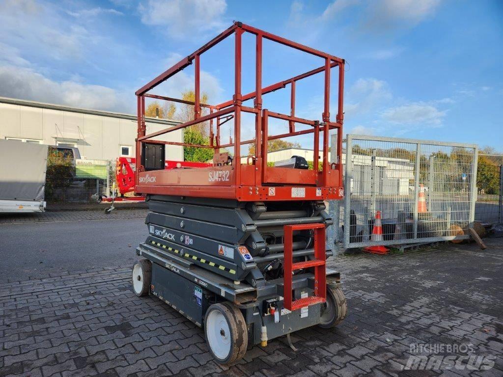 SkyJack SJ 4732 Nůžková zvedací plošina