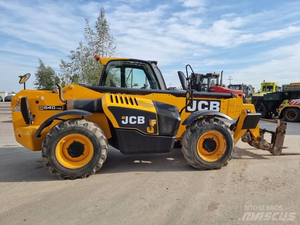 JCB 540-140 Hi Viz Teleskopické manipulátory