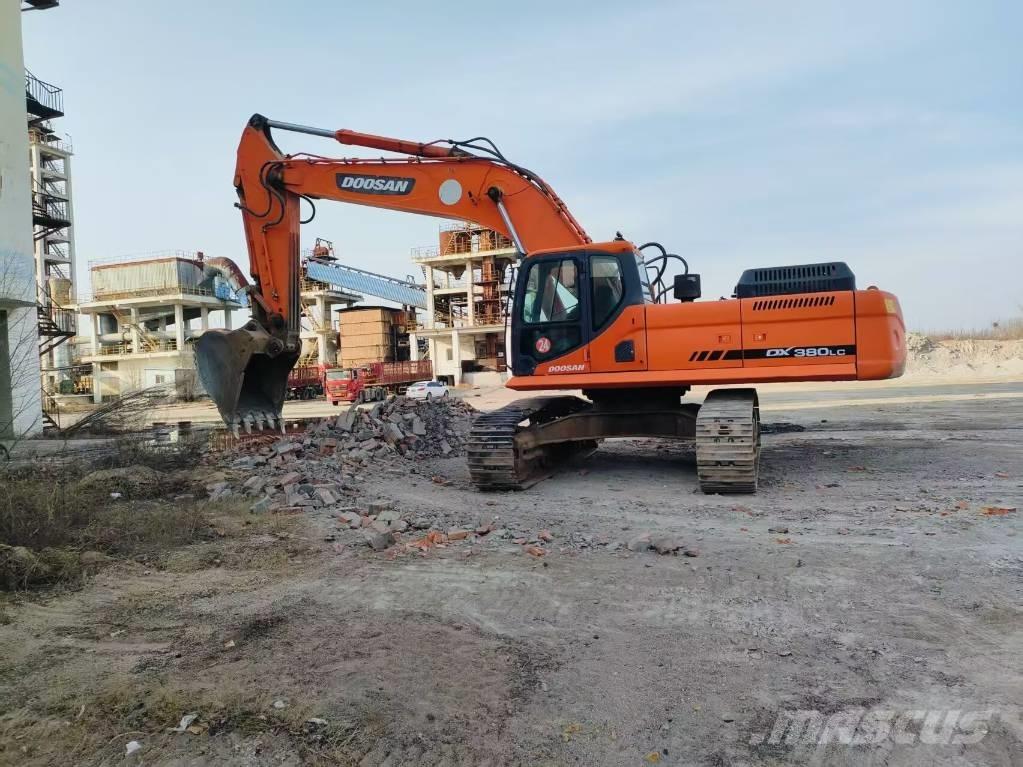 Doosan DX 380 LC Pásová rýpadla