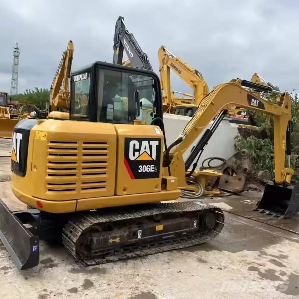 CAT 306 E2 Mini rýpadla < 7t