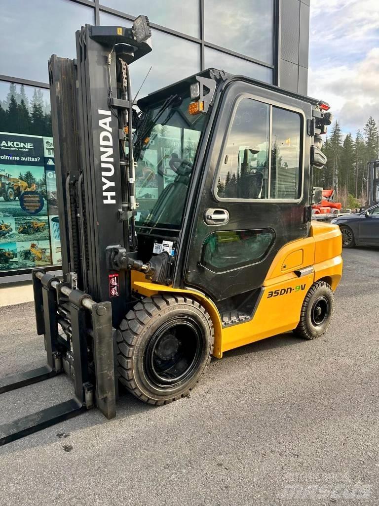 Hyundai 35DN-9V Dieselové vozíky