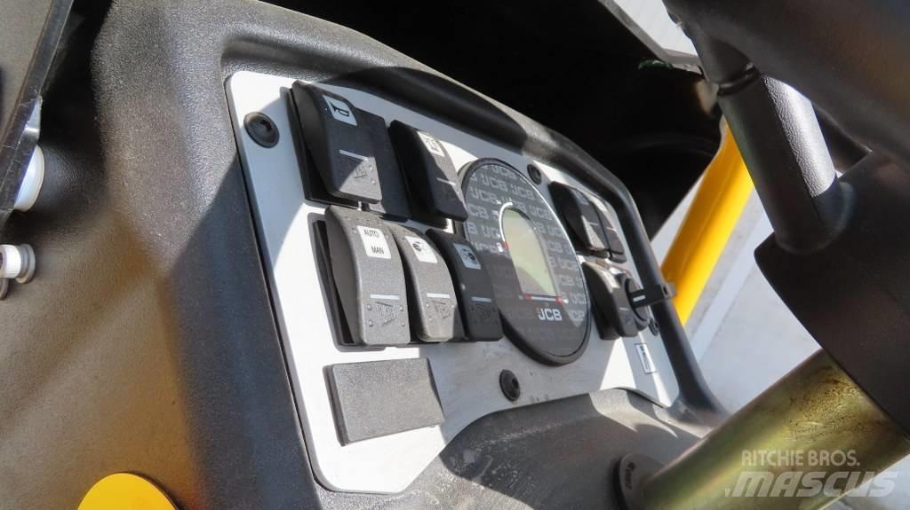 JCB CT 260-120 Tandemové válce
