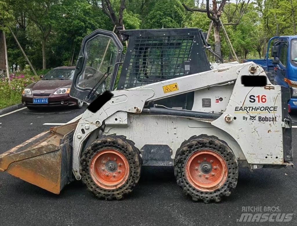 Bobcat S 16 Smykem řízené nakladače