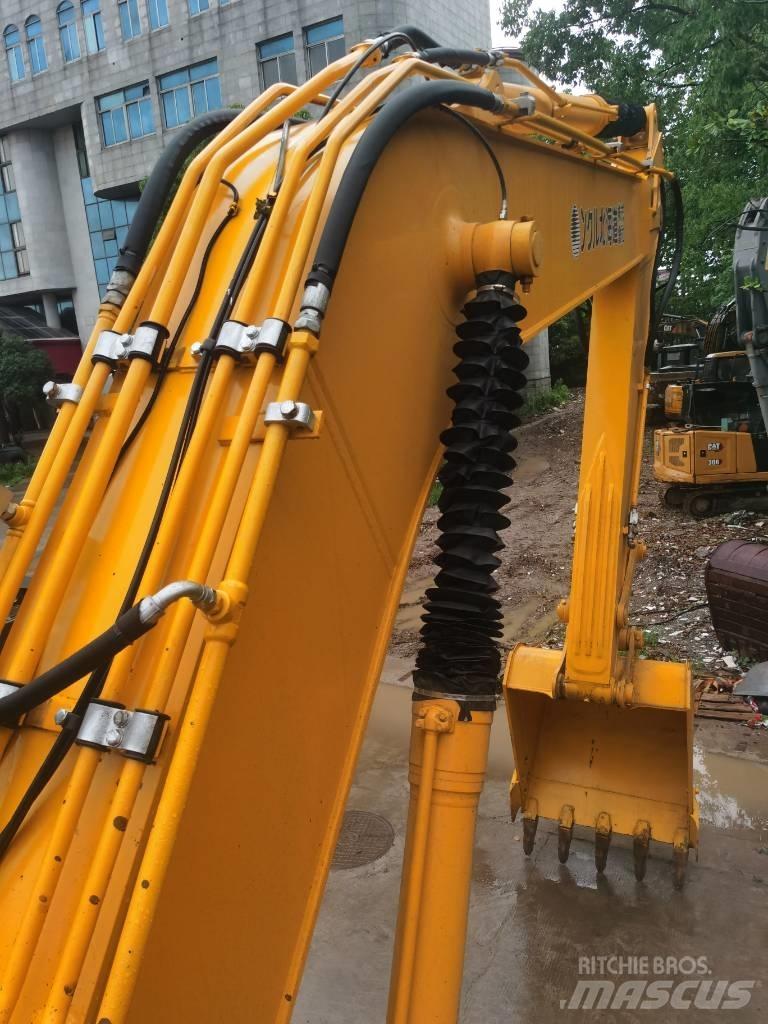 Komatsu PC 220-7 Pásová rýpadla