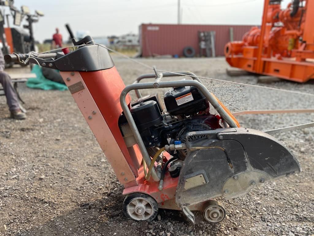 Husqvarna FS413 Stavební míchačky