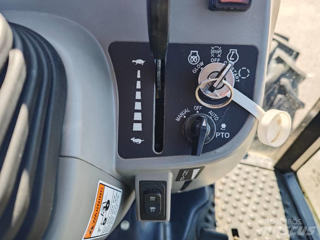 TYM T503 HST Nosiče nářadí