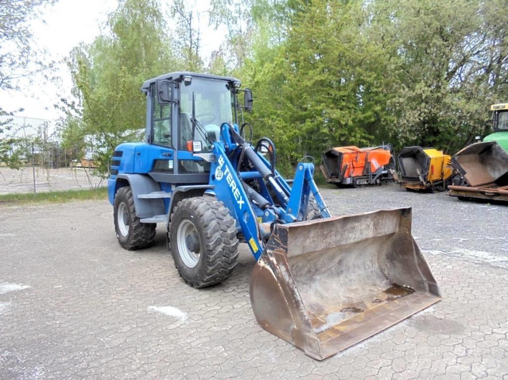 Terex Schaeff TL 100 Kolové nakladače