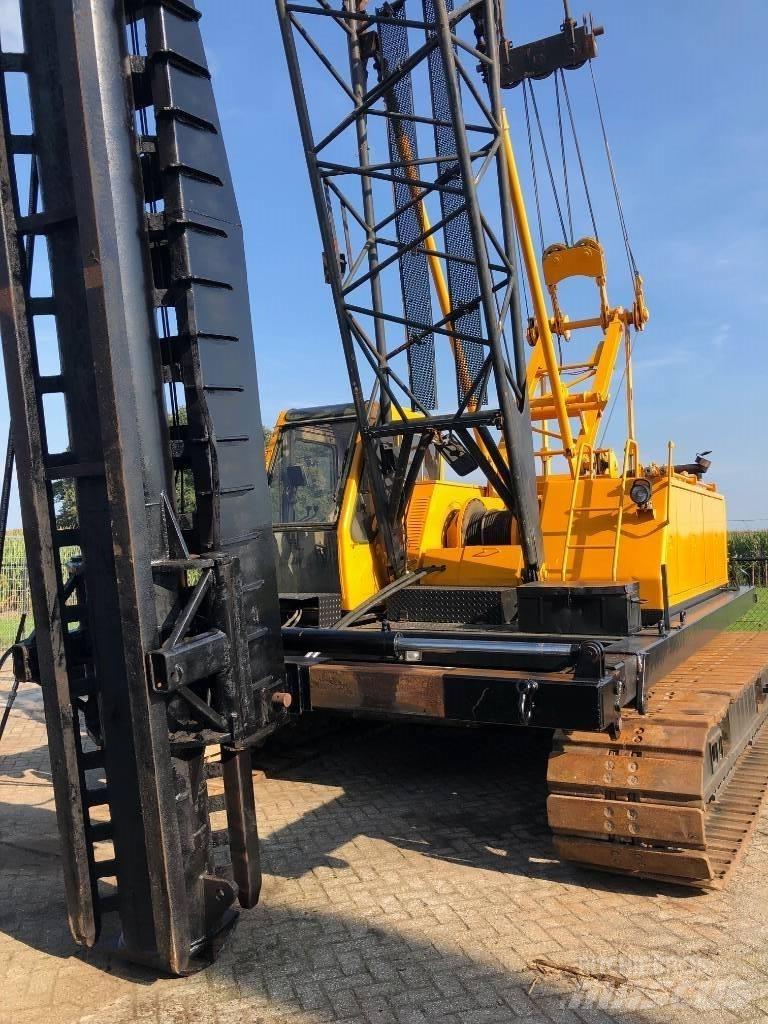 Kobelco 7035 Pilířové jeřáby