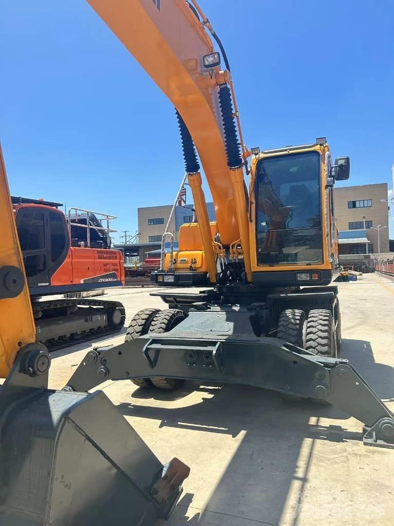 Hyundai R210W-9 Kolová rýpadla