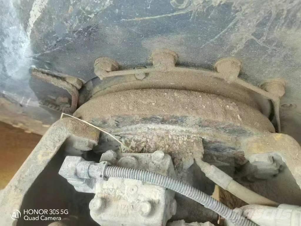 Dynapac 610AC Kombinované válce