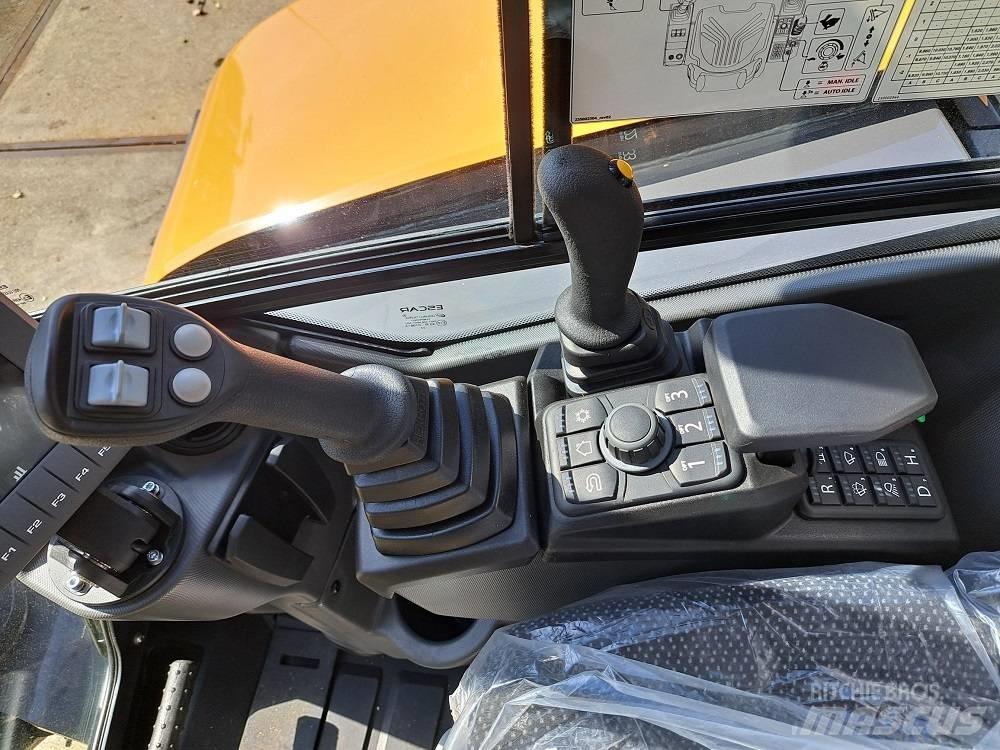 CASE CX50D Mini rýpadla < 7t