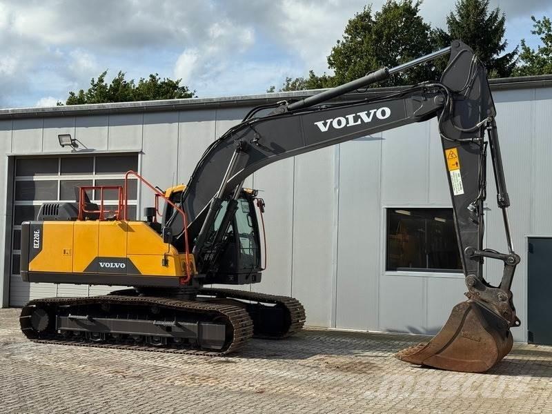 Volvo EC 220 EL Pásová rýpadla