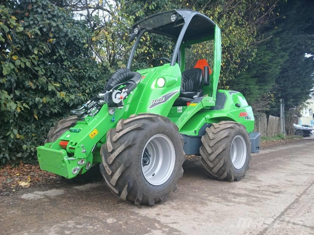 Avant 760i Víceúčelové nakladače