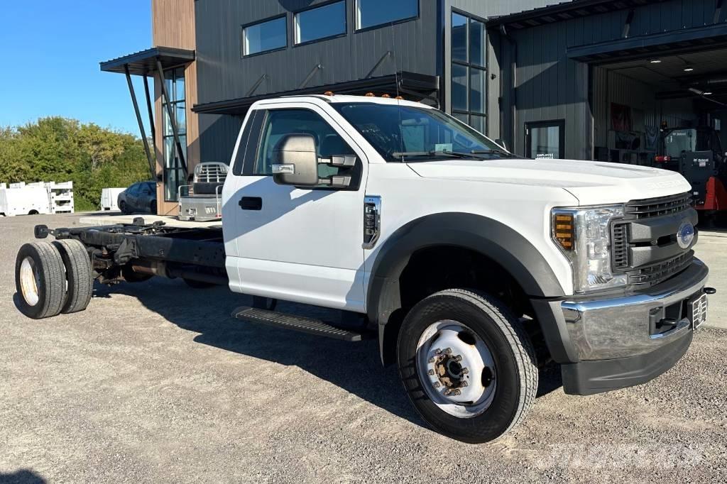 Ford F 550 XL SD Nákladní vozidlo bez nástavby
