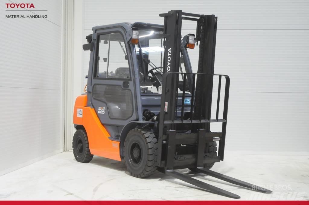 Toyota 02-8 FGF 25 LPG vozíky