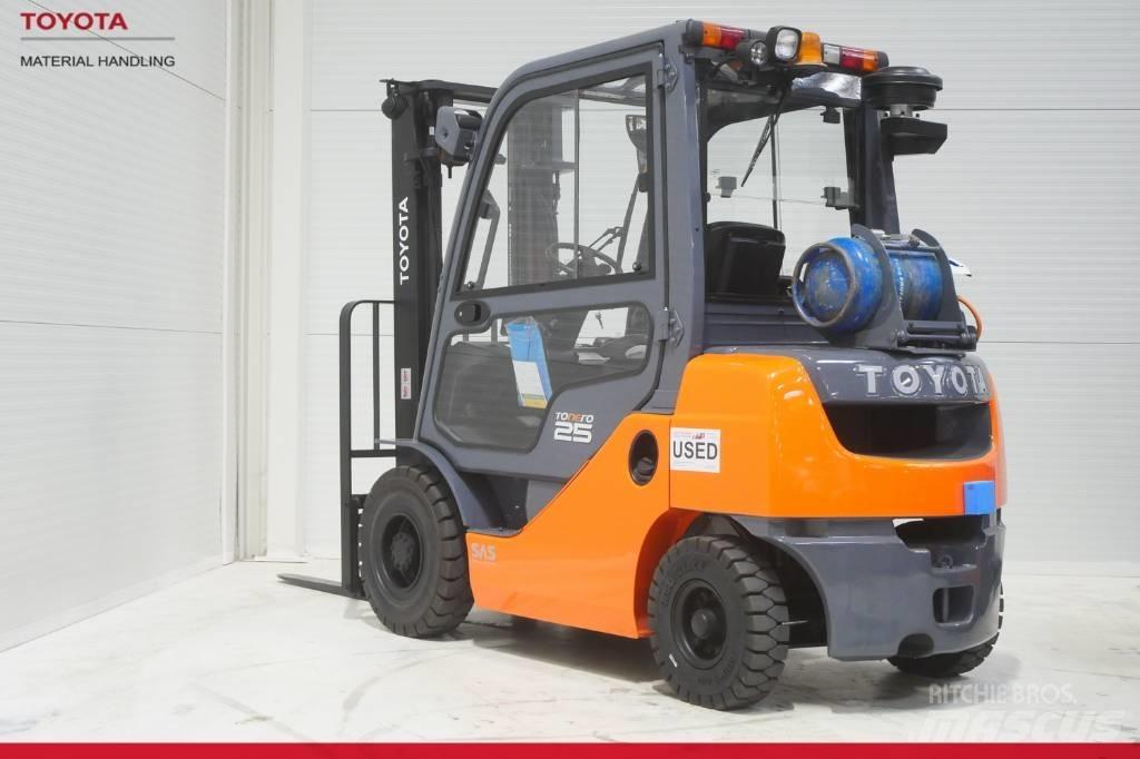 Toyota 02-8 FGF 25 LPG vozíky