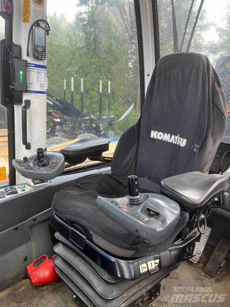 Komatsu 895 Vyvážecí traktory
