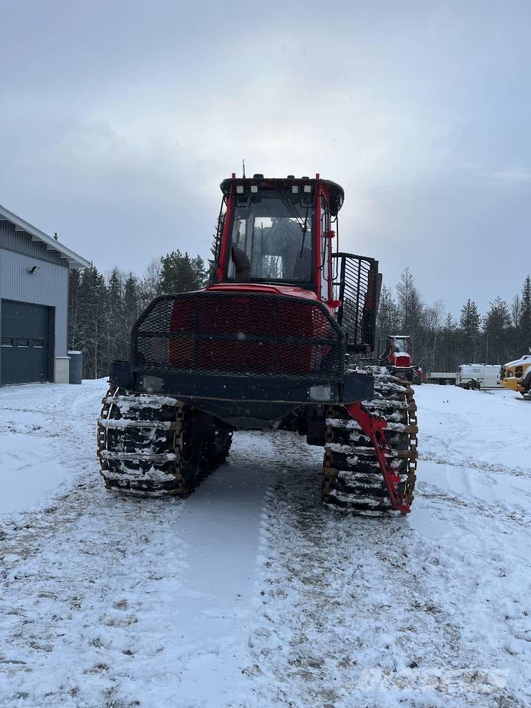 Komatsu 895 Vyvážecí traktory