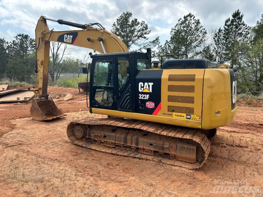 CAT 323FL Pásová rýpadla
