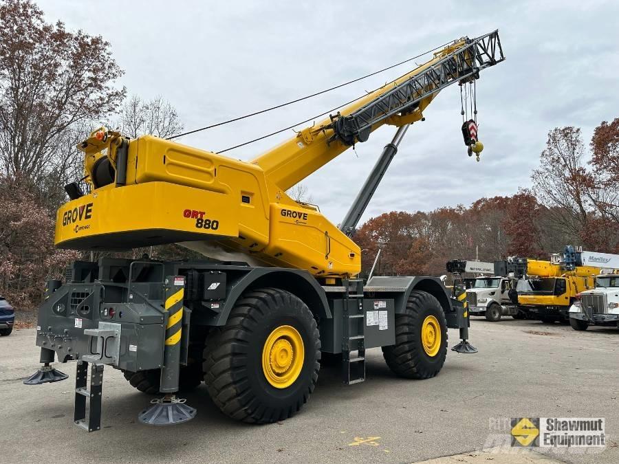 Grove GRT880 Jeřáby pro těžký terén