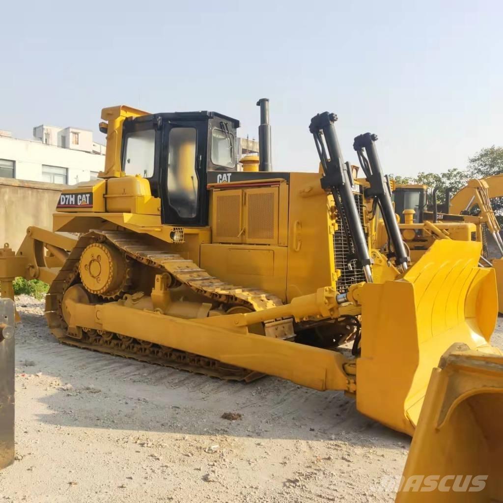 CAT D7H Pásové dozery