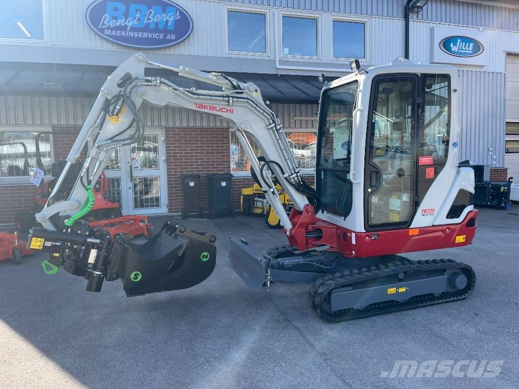 Takeuchi TB 225 Mini rýpadla < 7t