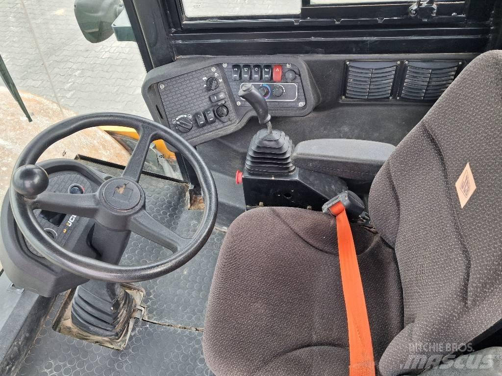 JCB VM 137 Tahačové válce