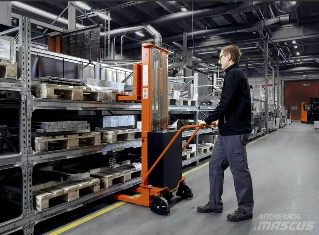 Toyota SHL080 Ruční paletové vozíky