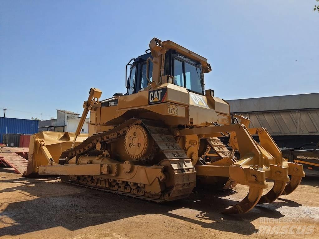 CAT D 6 R XL III Pásové dozery