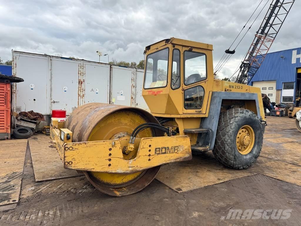 Bomag BW 213 D Tahačové válce