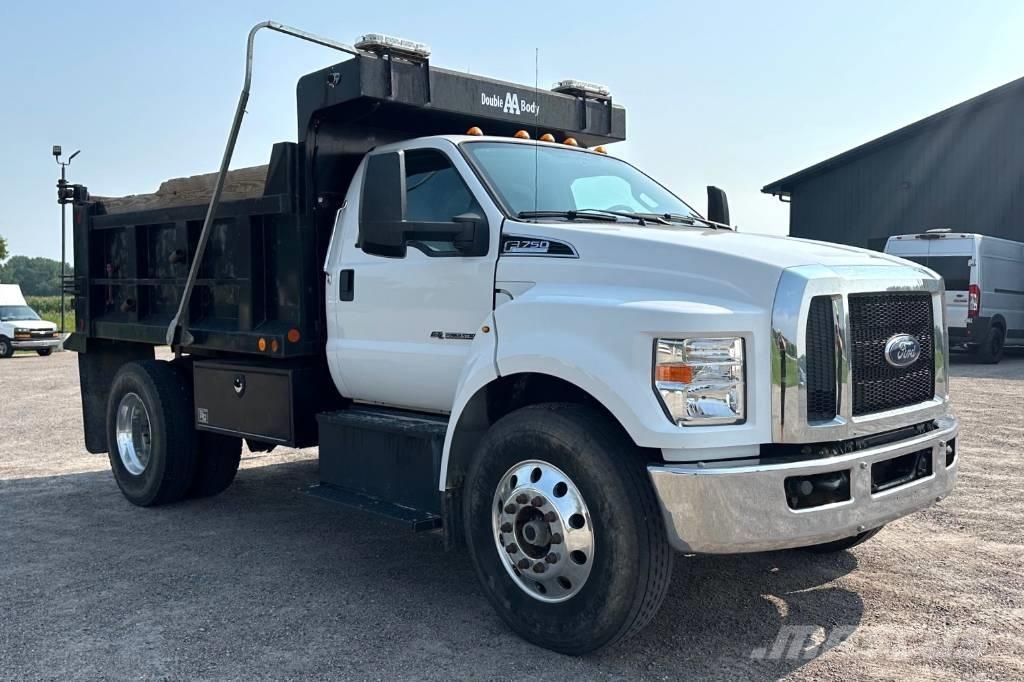Ford F 750 Sklápěče