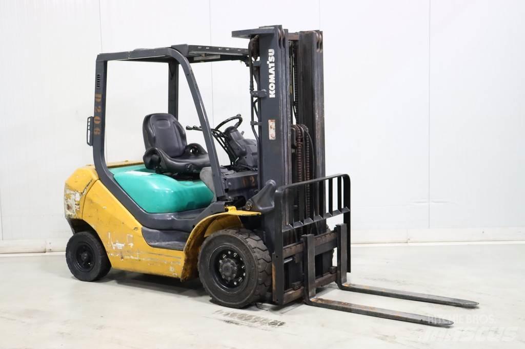 Komatsu FD25T-16 Dieselové vozíky