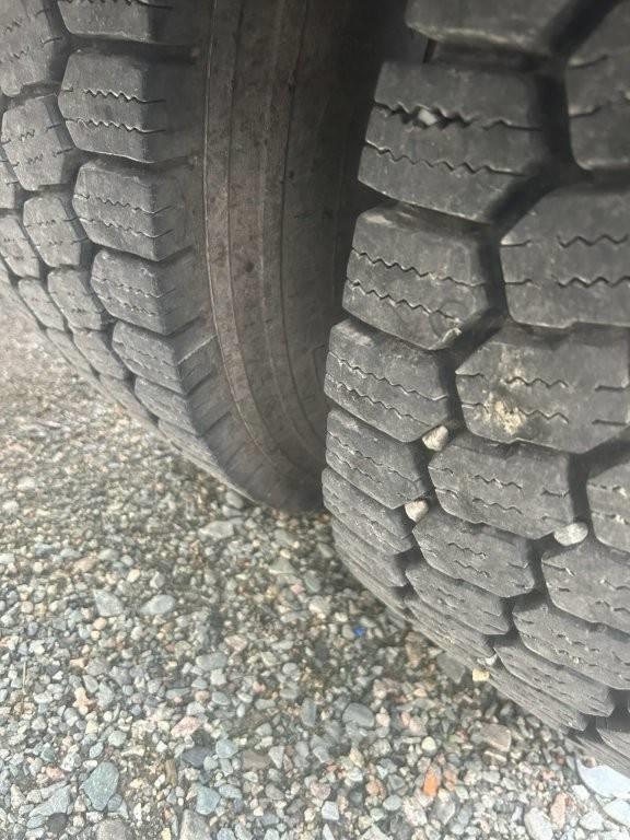 International 4400 Tahače