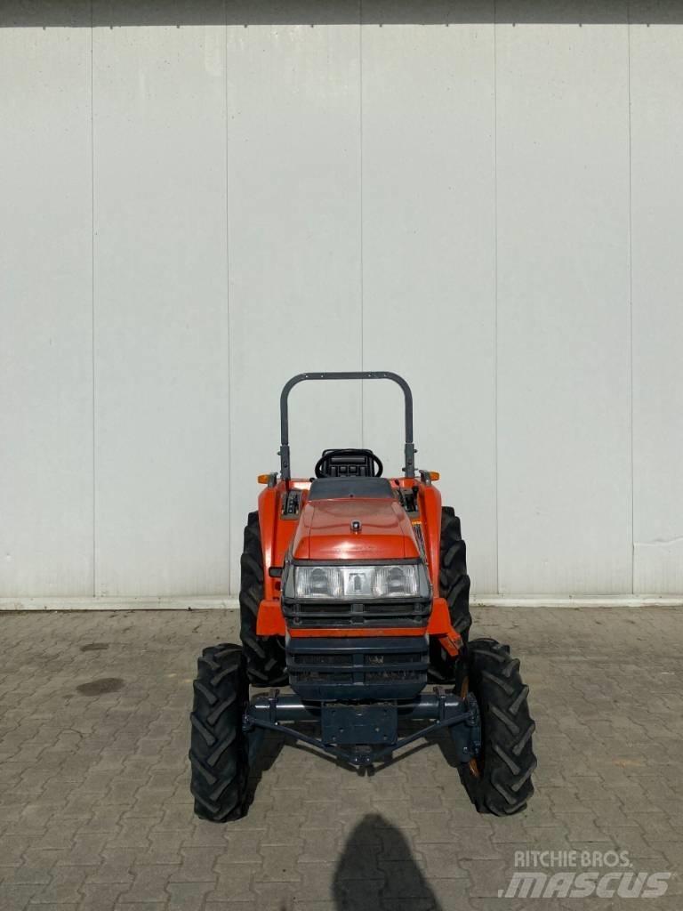 Kubota GT26 Kompaktní traktory