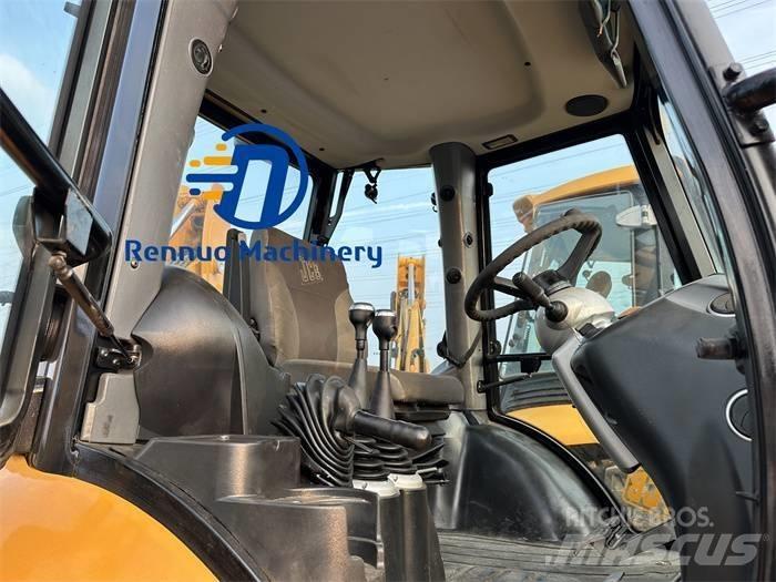 JCB 3 CX Rýpadlo-nakladače
