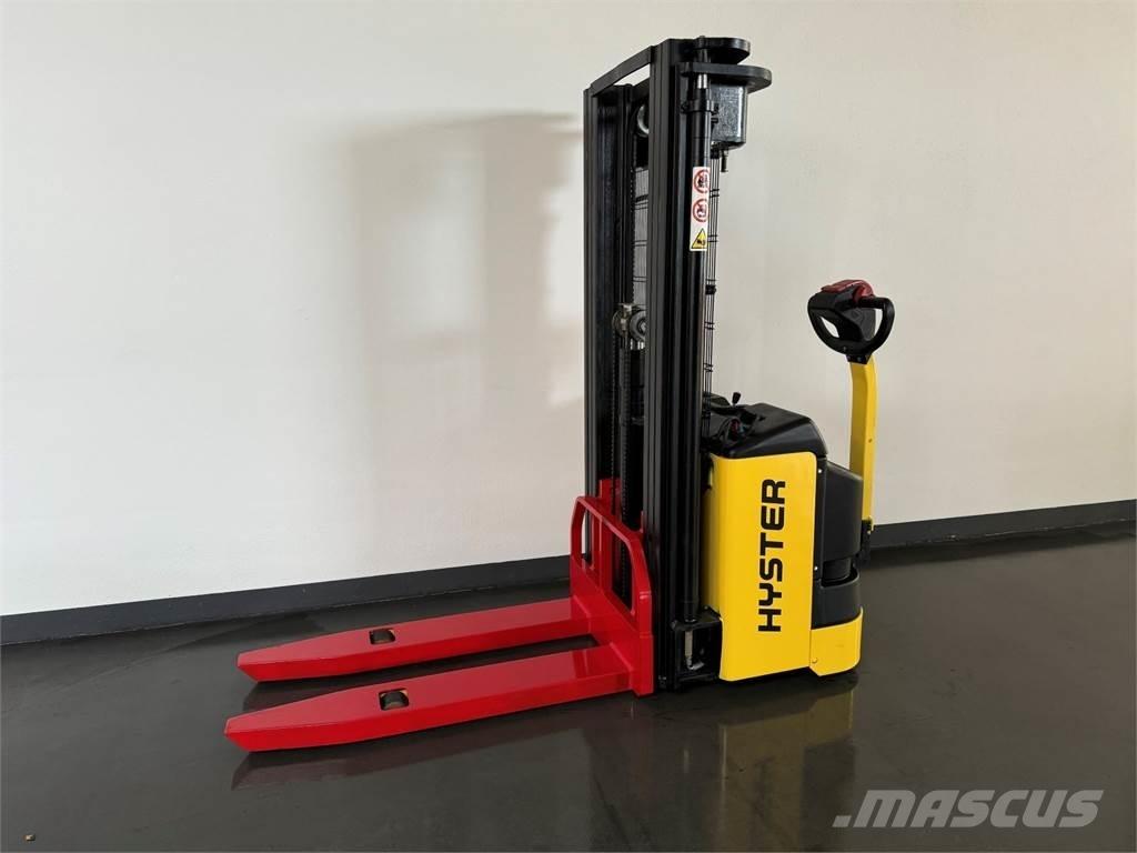 Hyster S1.2 Ručně vedené vysokozdvižné vozíky