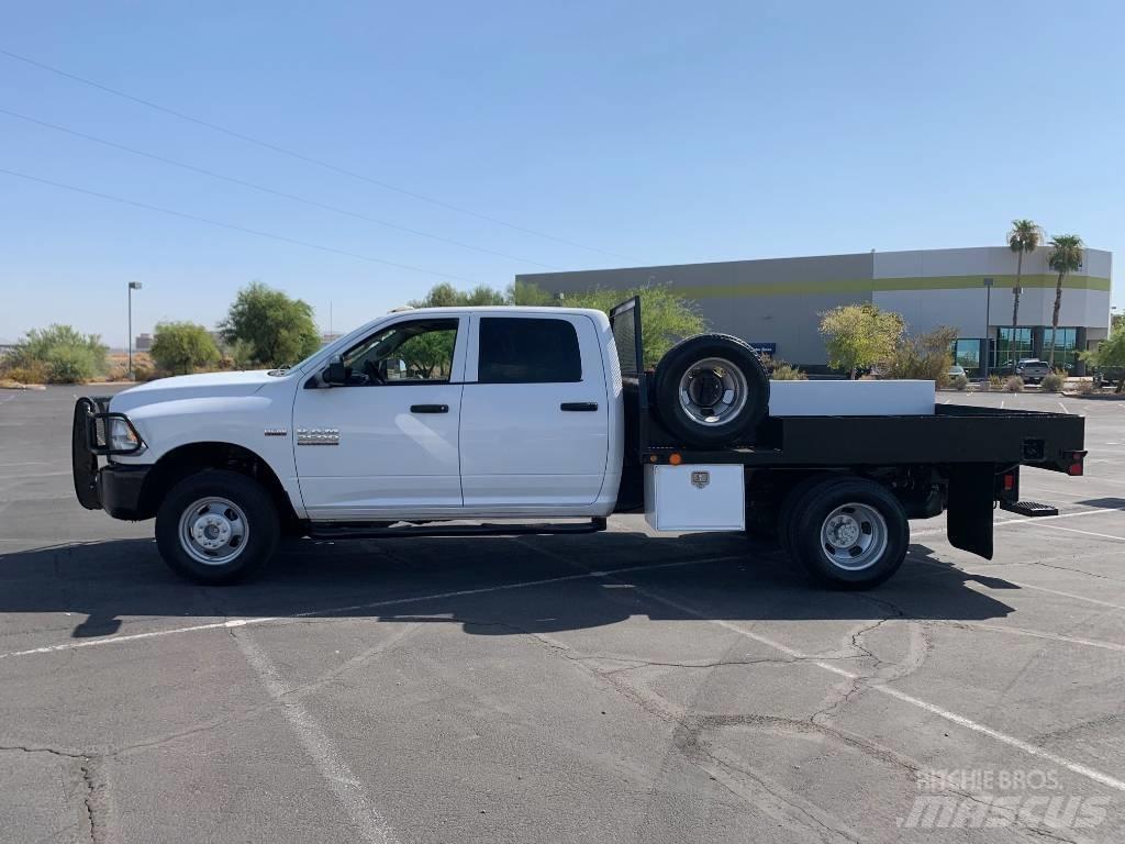 RAM 3500 TRADESMAN Valníky/Sklápěcí bočnice