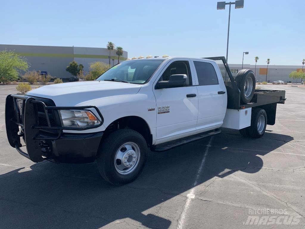 RAM 3500 TRADESMAN Valníky/Sklápěcí bočnice