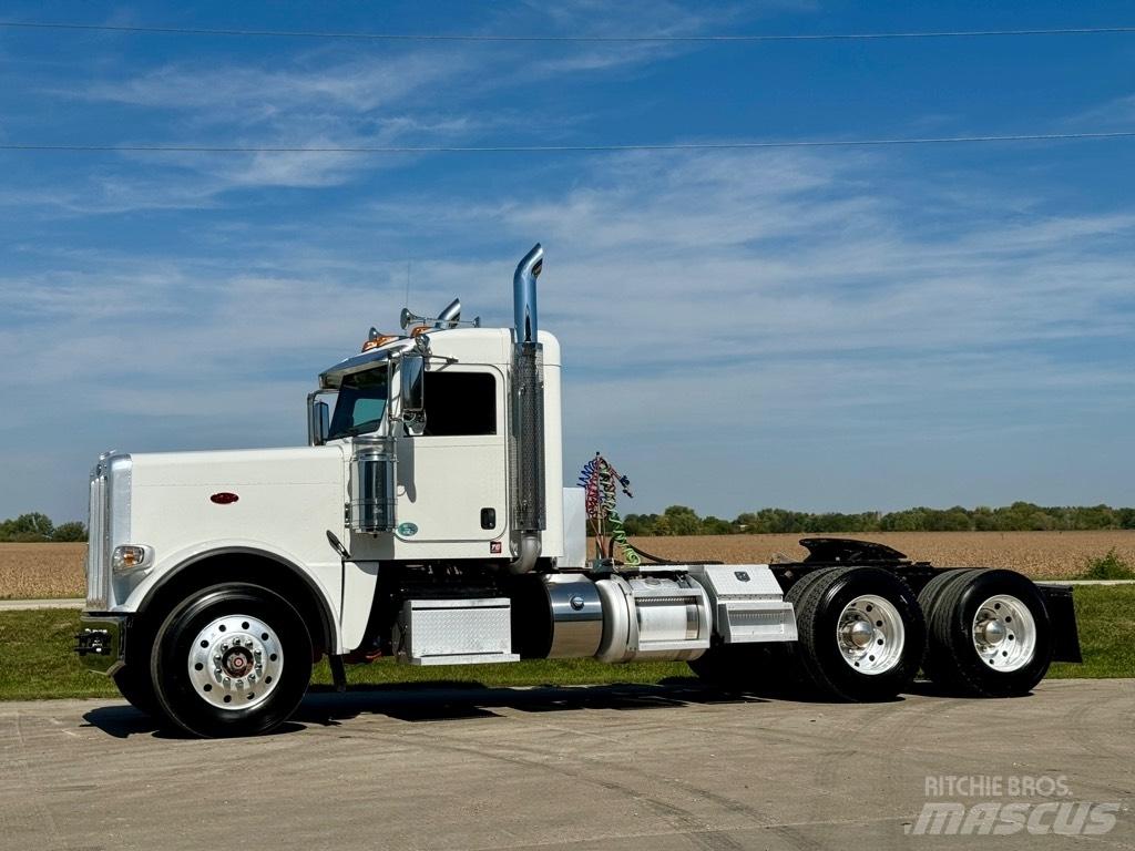 Peterbilt 389 Tahače