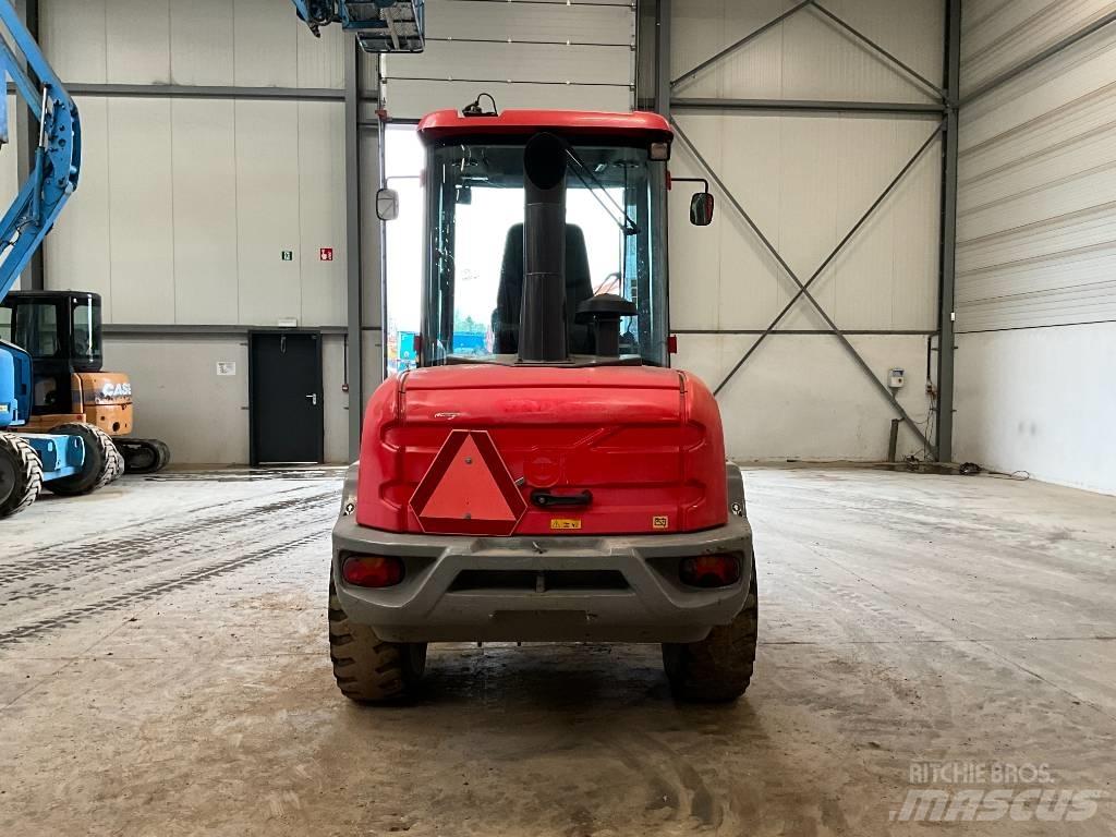 Volvo L 30 G Kolové nakladače