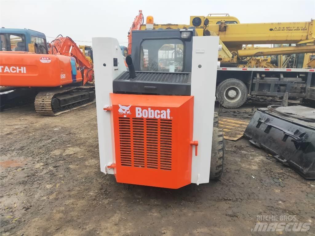 Bobcat S130 Smykem řízené nakladače