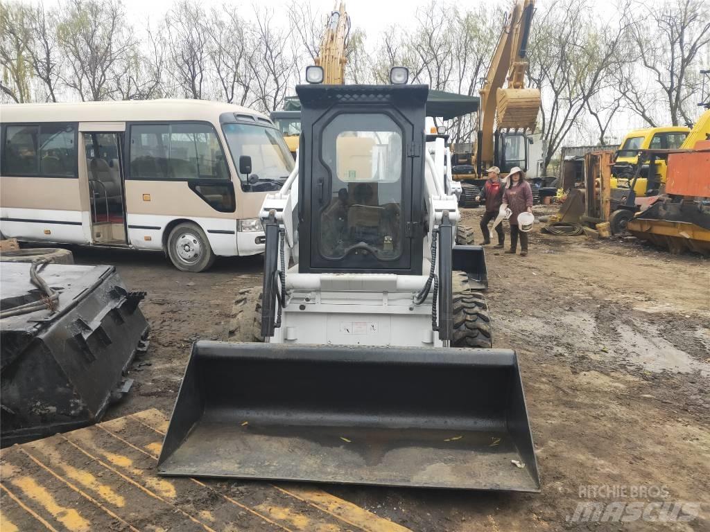 Bobcat S130 Smykem řízené nakladače