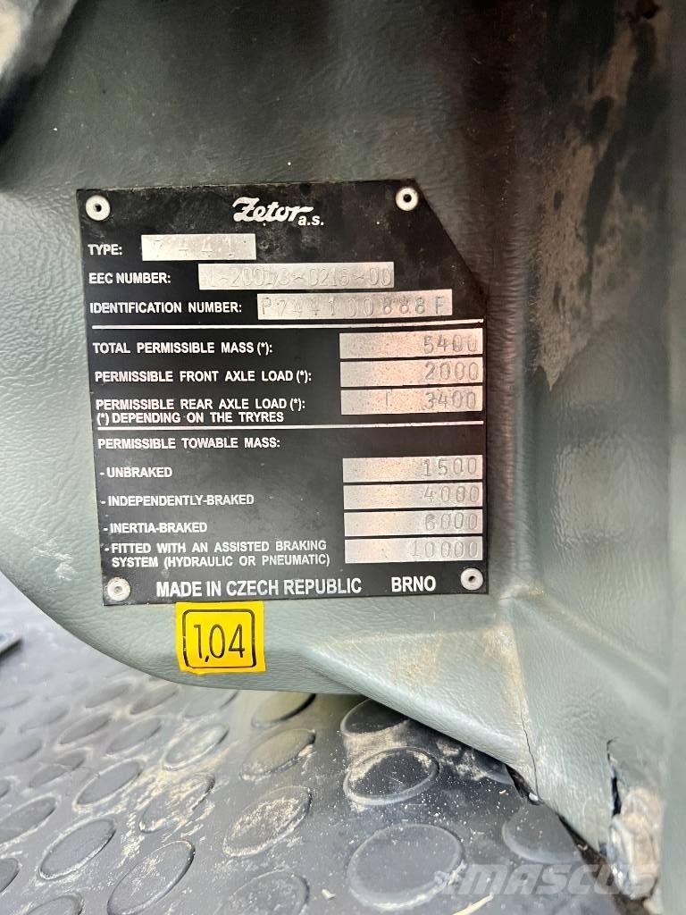 Zetor 7441 PROXIMA Traktory