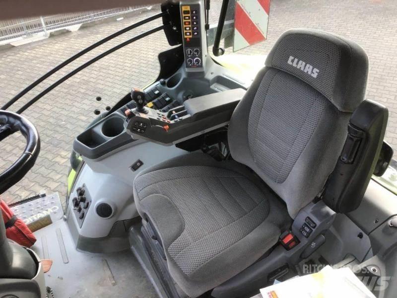 CLAAS AXION 810 Traktory