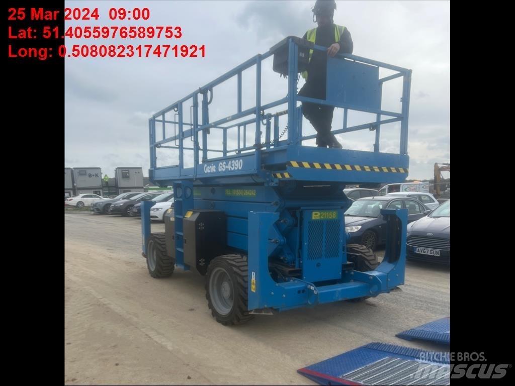 Genie GS 4390 Nůžková zvedací plošina