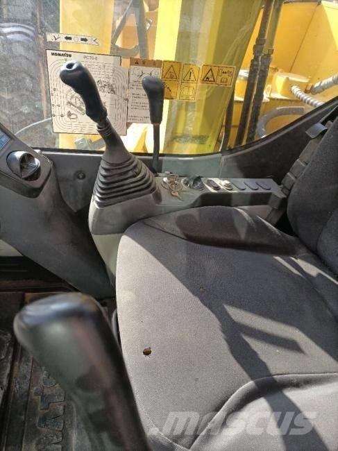Komatsu PC 70 Pásová rýpadla
